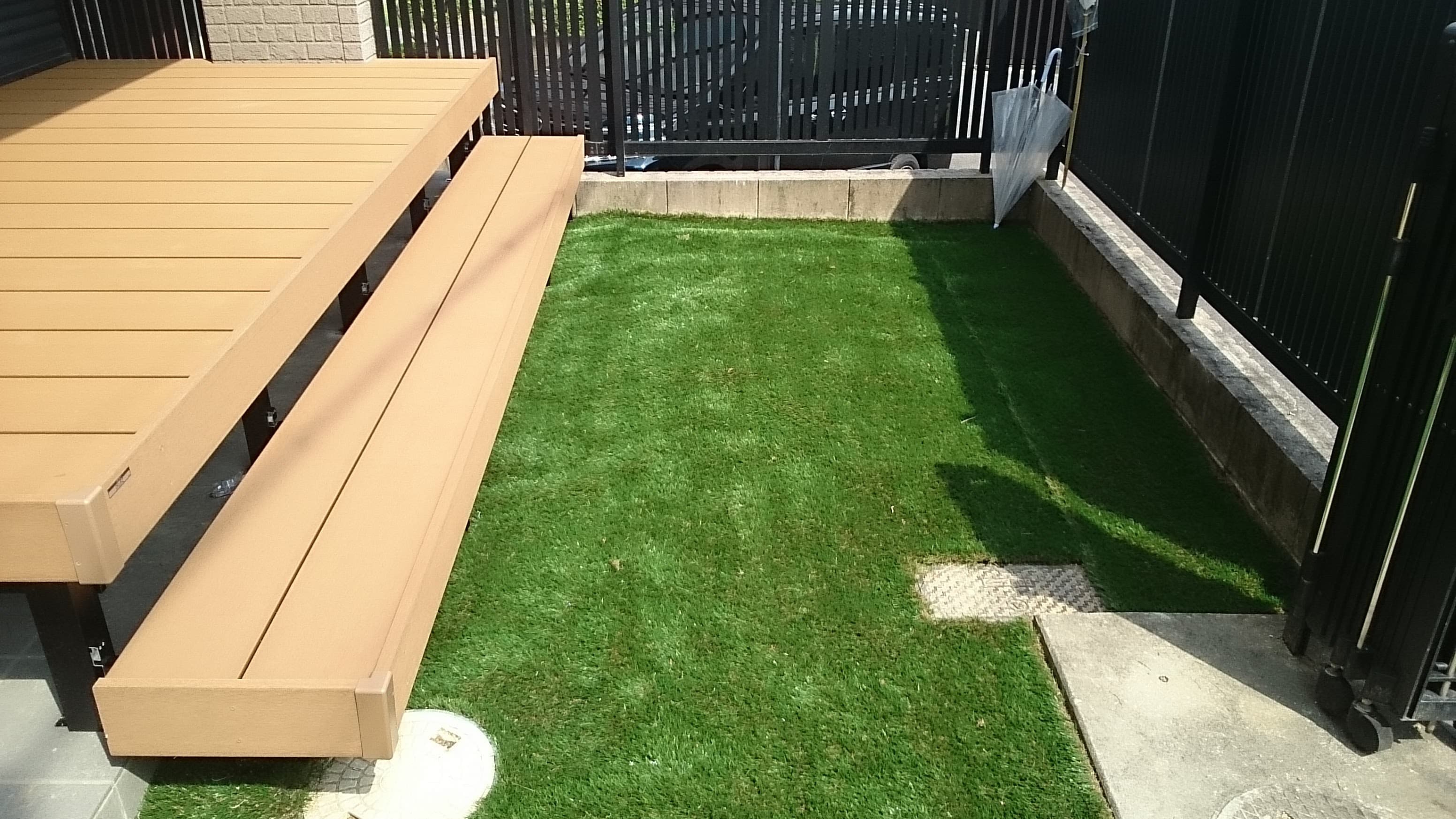 人工芝設置 | 豊明市のエクステリア工事ならイズ美