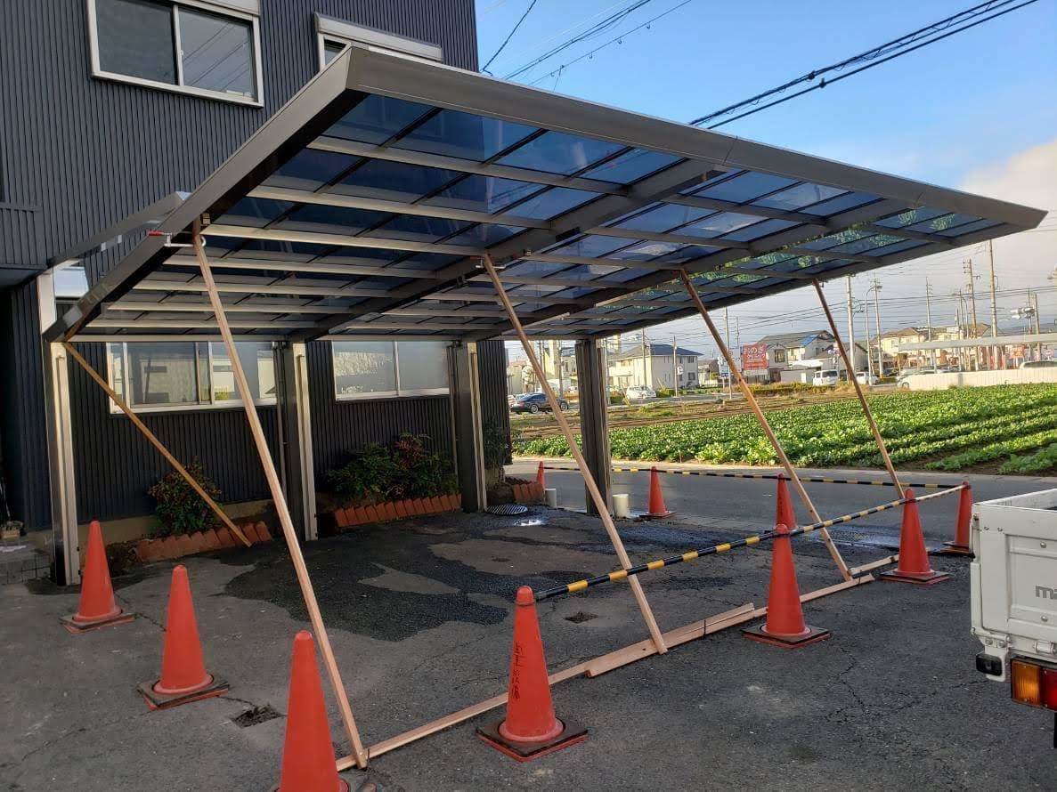 2台用カーポート新設工事 | 豊明市のエクステリア工事ならイズ美