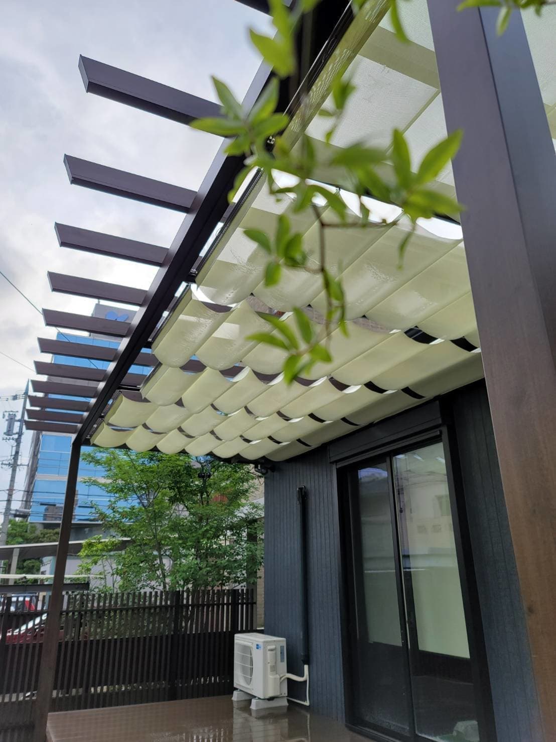 テラス新設 | 豊明市のエクステリア工事ならイズ美