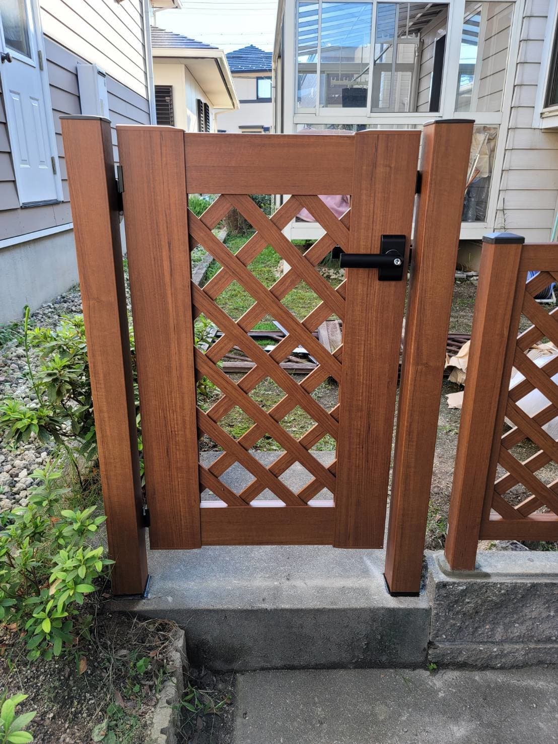 門扉設置 | 豊明市のエクステリア工事ならイズ美