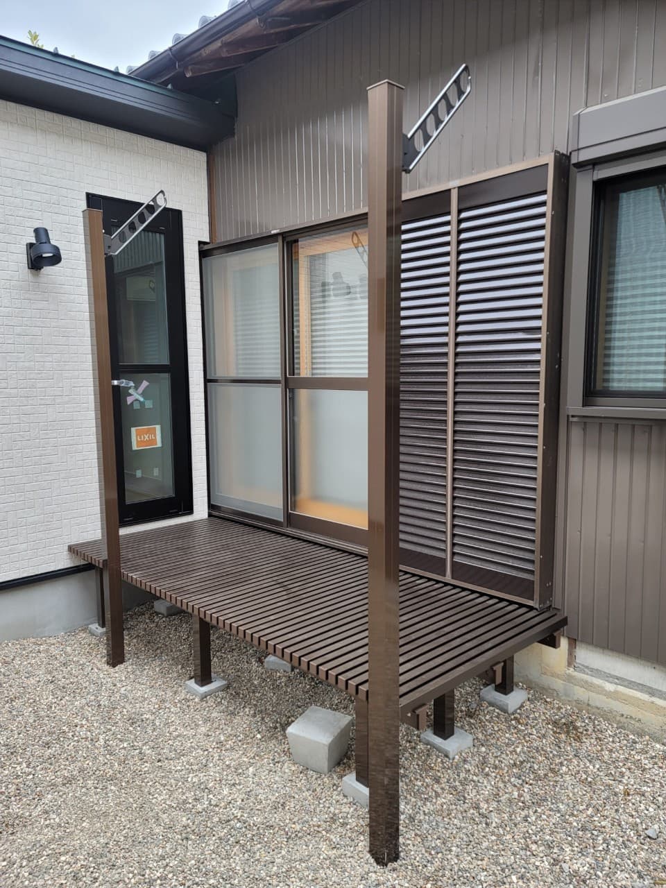 ウッドデッキ設置 | 豊明市のエクステリア工事ならイズ美