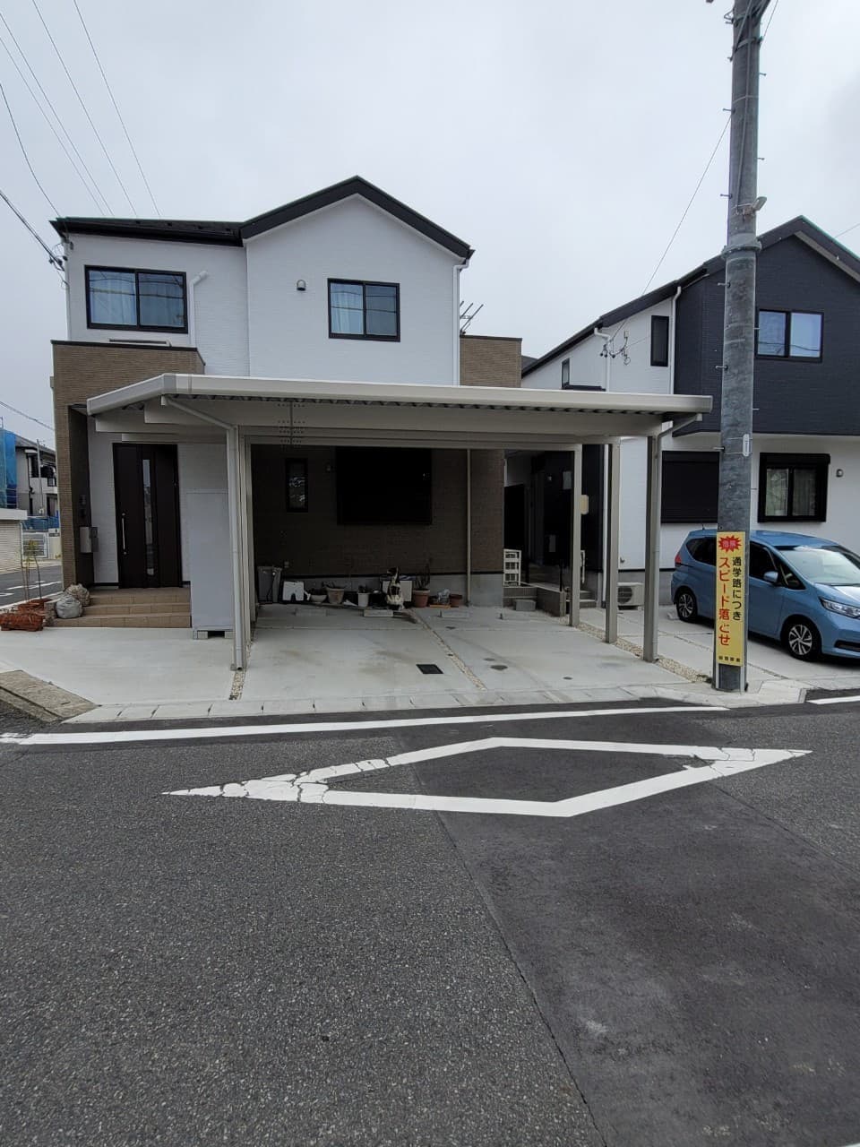 カーポート設置 | 豊明市のエクステリア工事ならイズ美